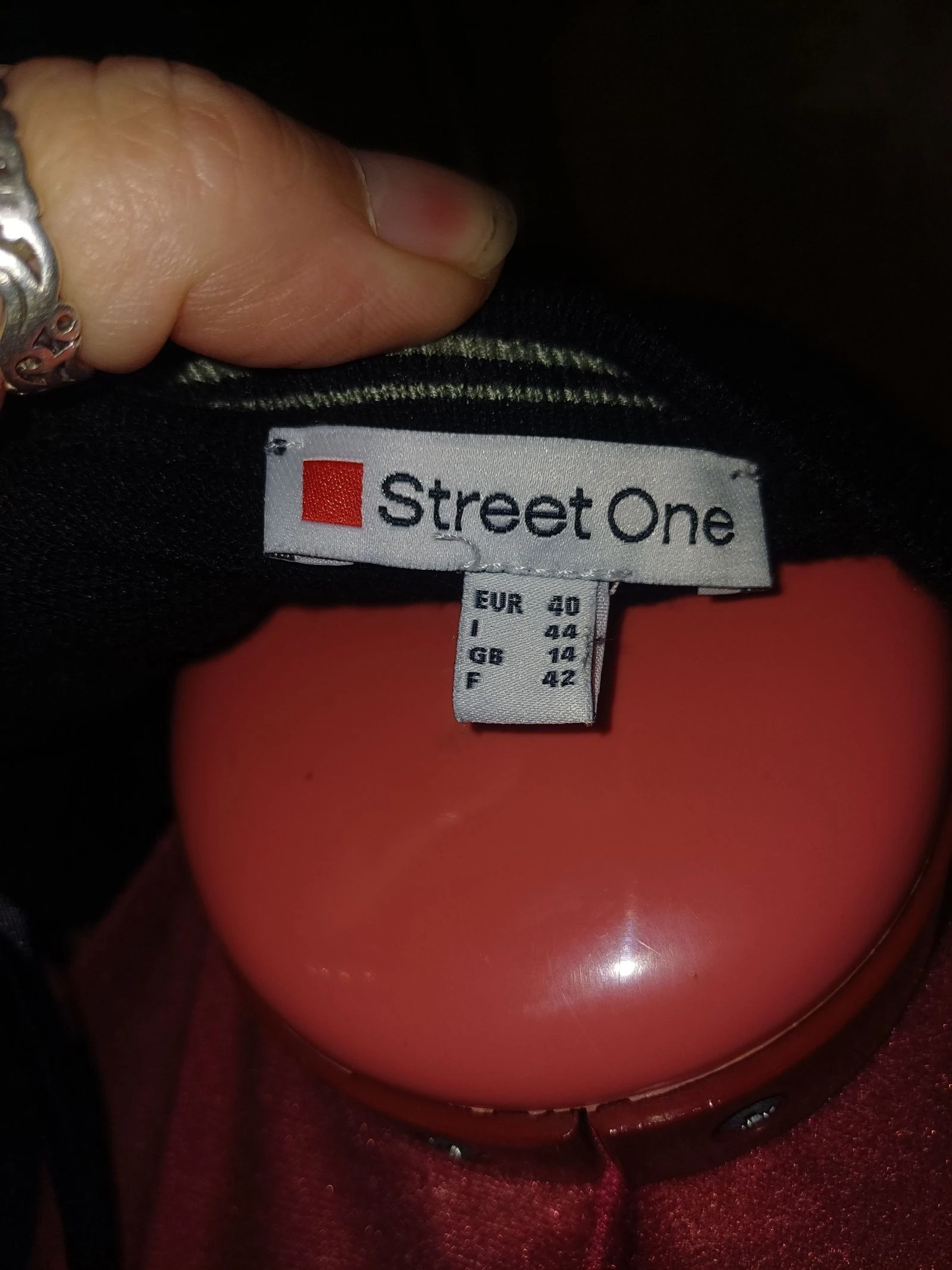 Black cardigan size 40 brand street one – photo 8